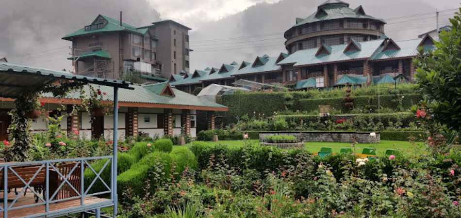 Club Mahindra White Meadows